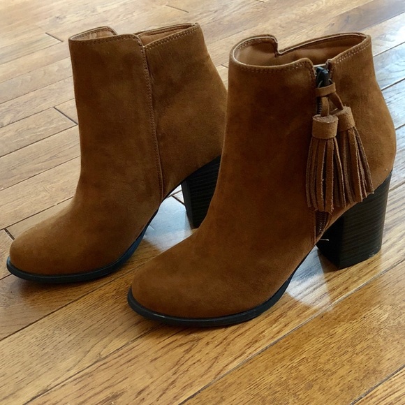 Brown Esprit Boots - Picture 5 of 5
